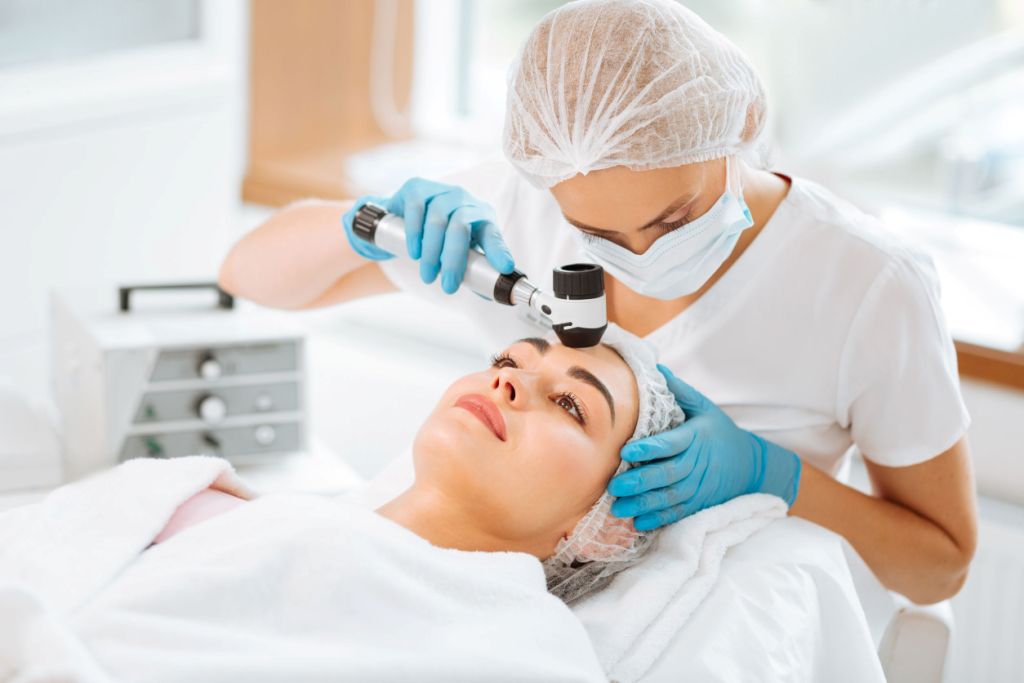The Top Advantages of Visiting Skin Aesthetic Clinic